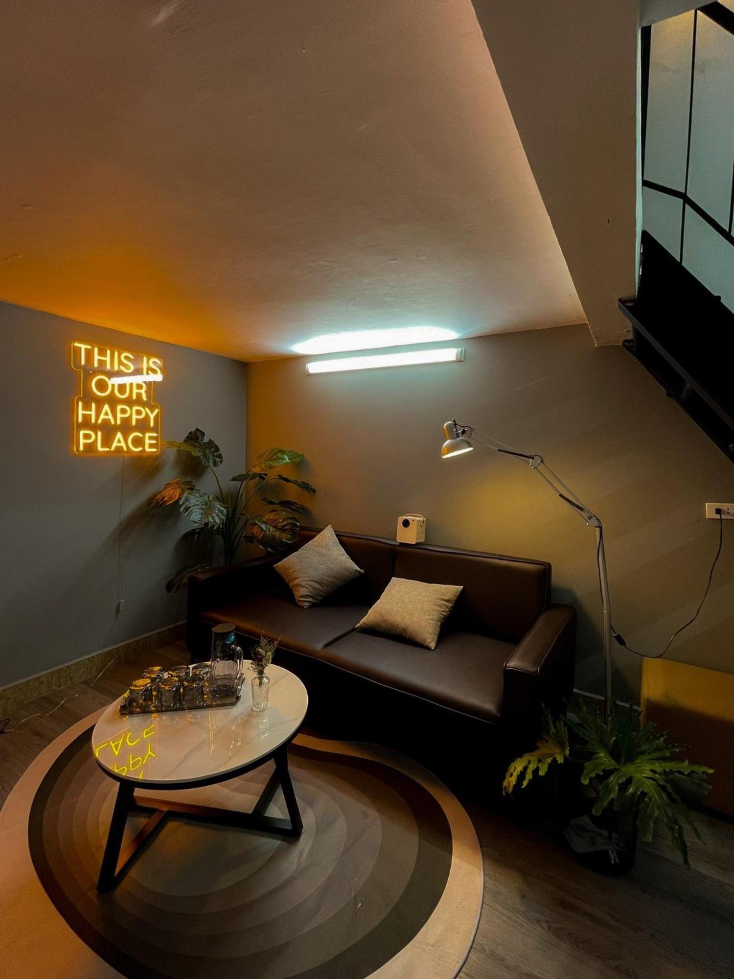 Zeus Living - Old Quater Homestay Hanoi Eksteriør billede