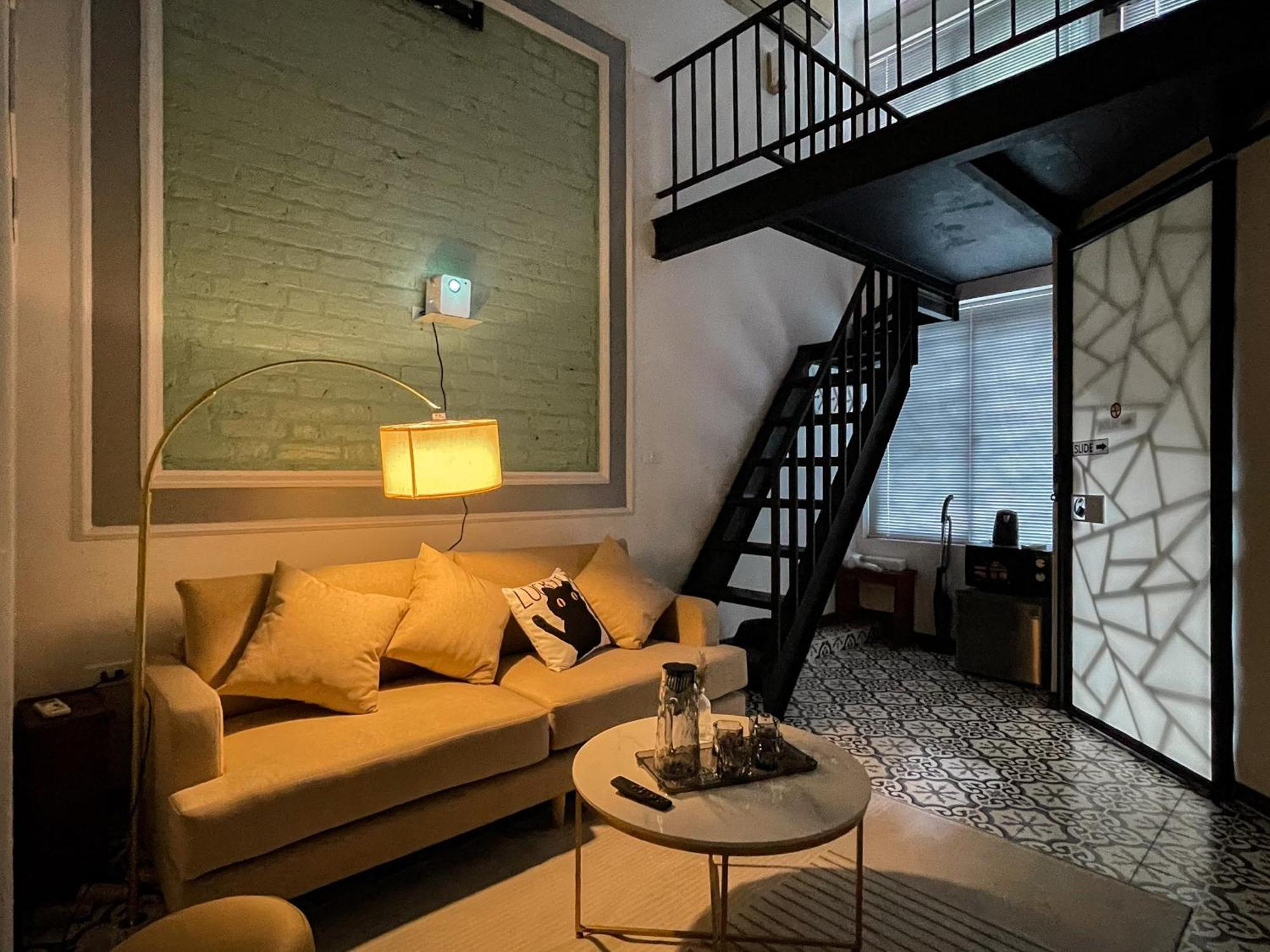 Zeus Living - Old Quater Homestay Hanoi Eksteriør billede